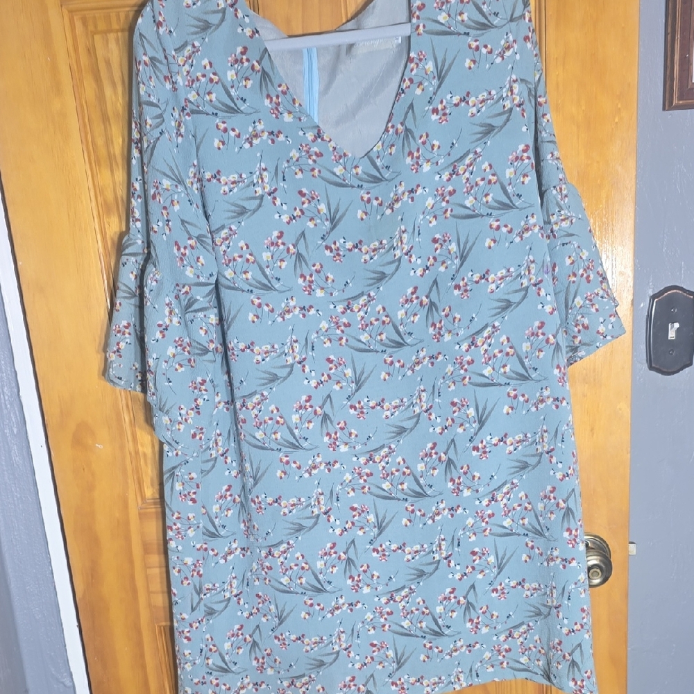 Box B Floral V-Neck Mini Dress - Blue